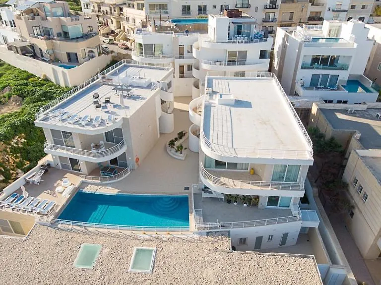 Waters-Edge Complex Apartment Marsaskala