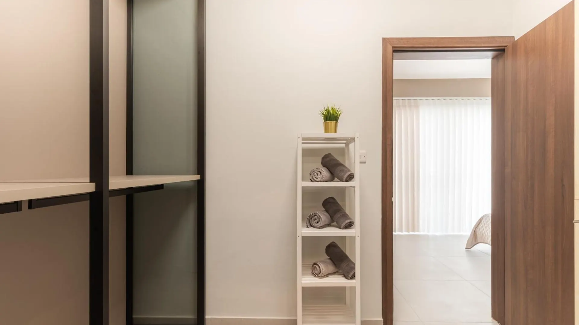 Waters-Edge Complex Apartment Marsaskala
