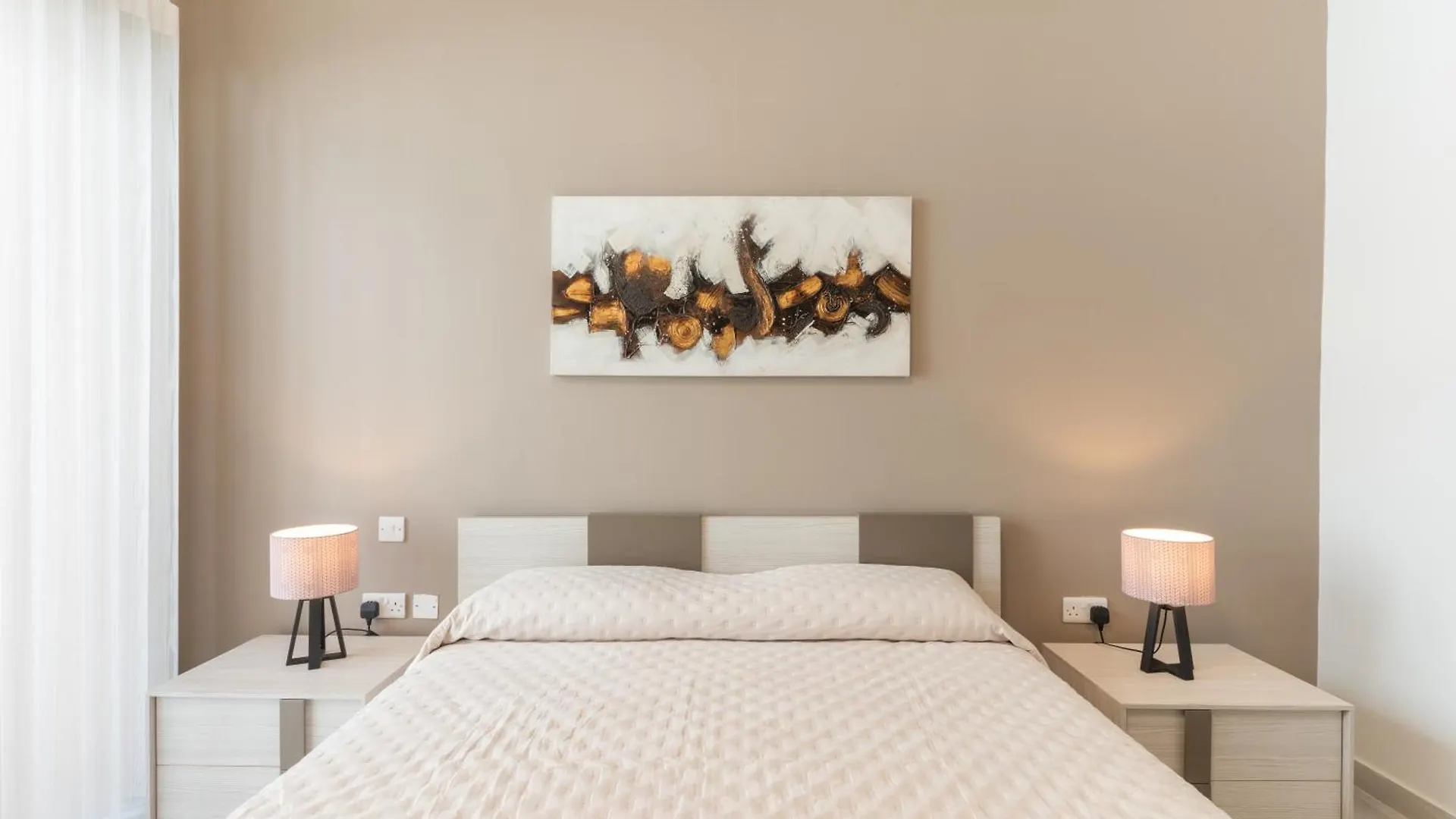 Waters-Edge Complex Apartment Marsaskala 0*,  Malta